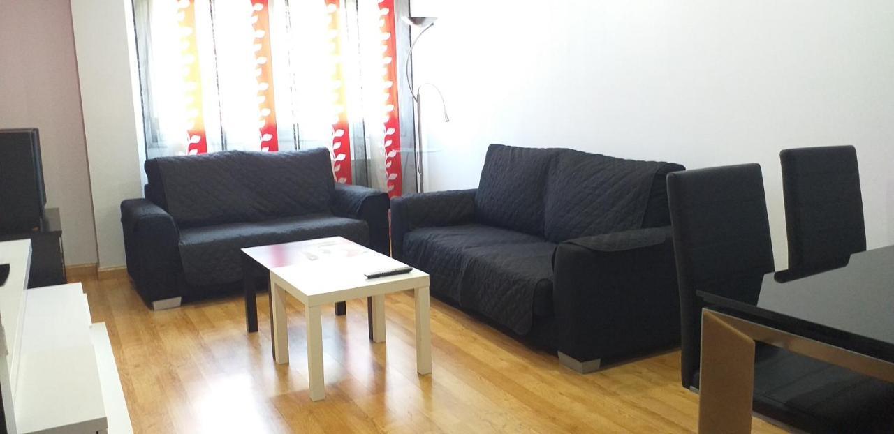 Apartamento Los Lirios Logroño Kültér fotó