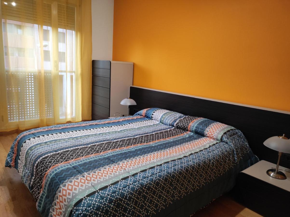 Apartamento Los Lirios Logroño Kültér fotó
