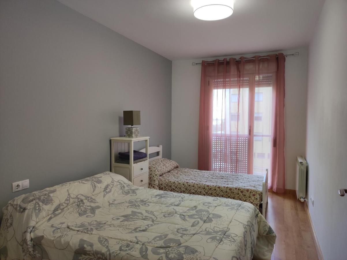 Apartamento Los Lirios Logroño Kültér fotó