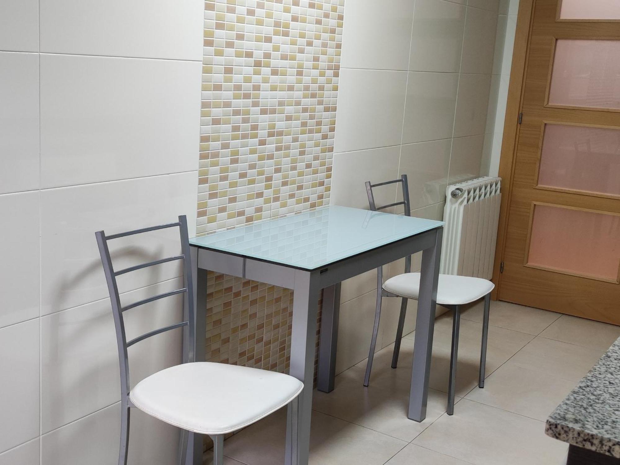 Apartamento Los Lirios Logroño Kültér fotó