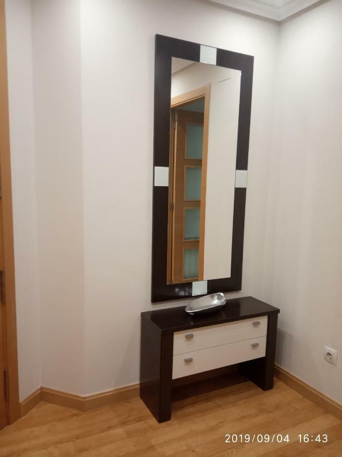 Apartamento Los Lirios Logroño Kültér fotó